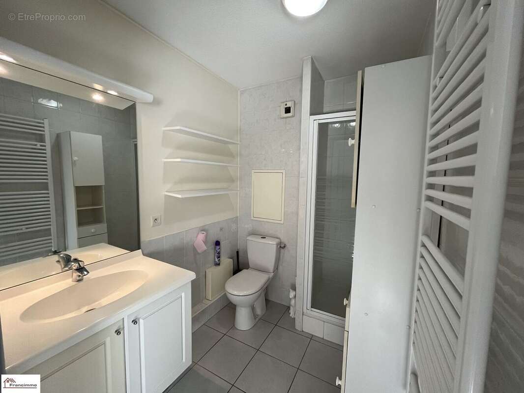 Appartement 19 m² à Echirolles  - photo 3
