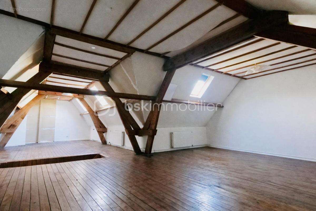 Maison à MERICOURT