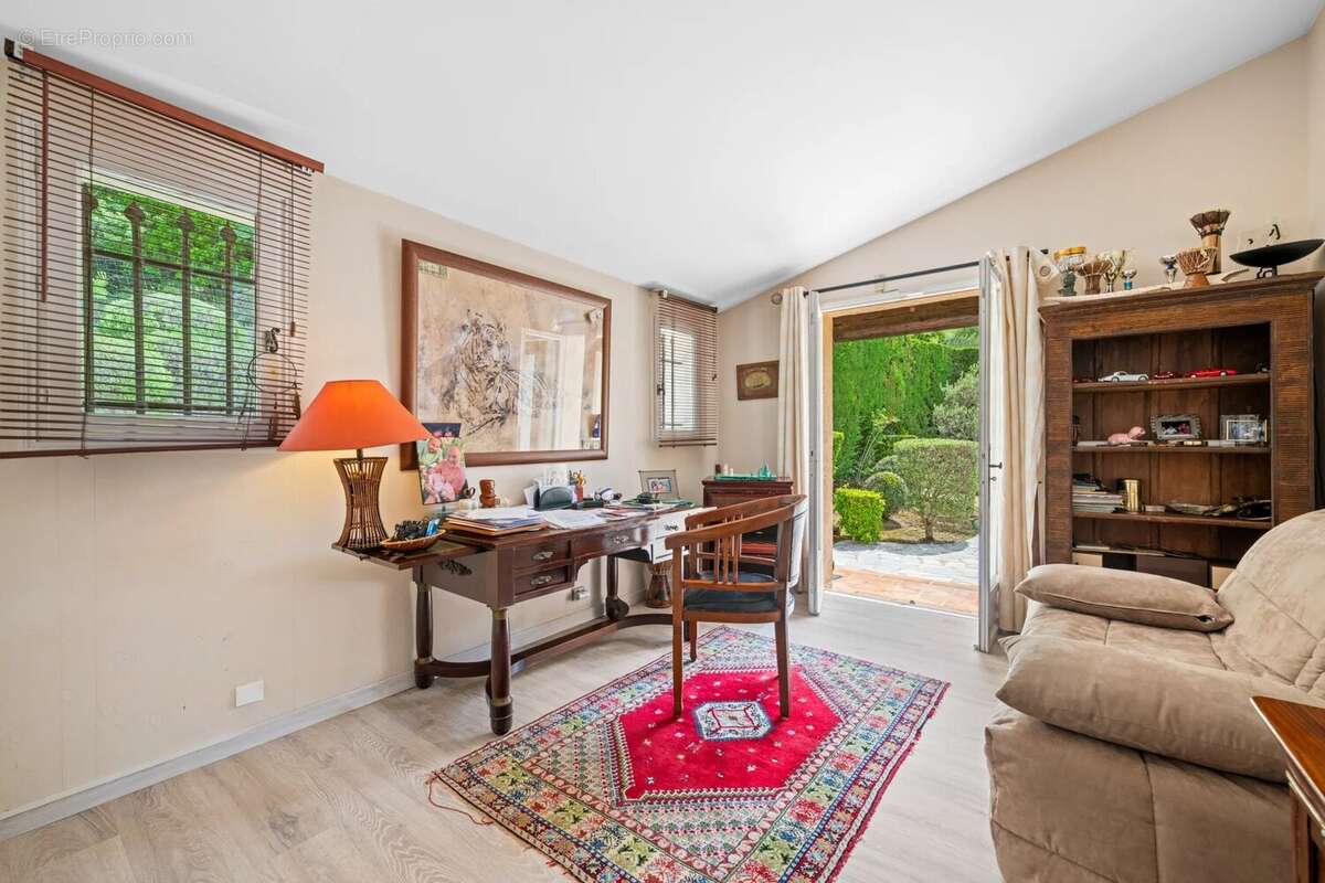 Maison à LA GAUDE
