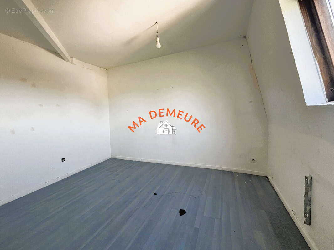 Maison 85 m² à Tourcoing  - photo 7