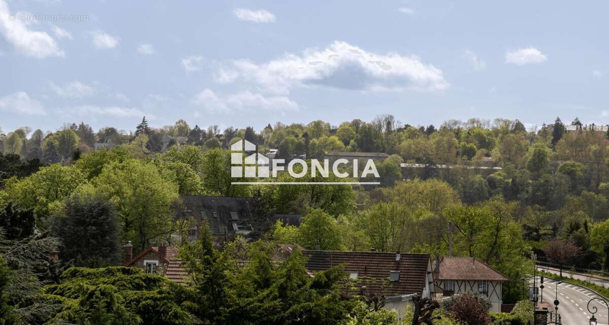 Appartement à CROISSY-SUR-SEINE