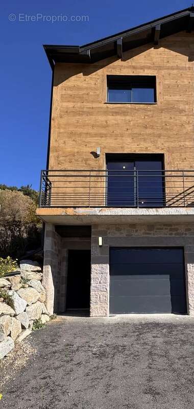 Maison à FONT-ROMEU-ODEILLO-VIA