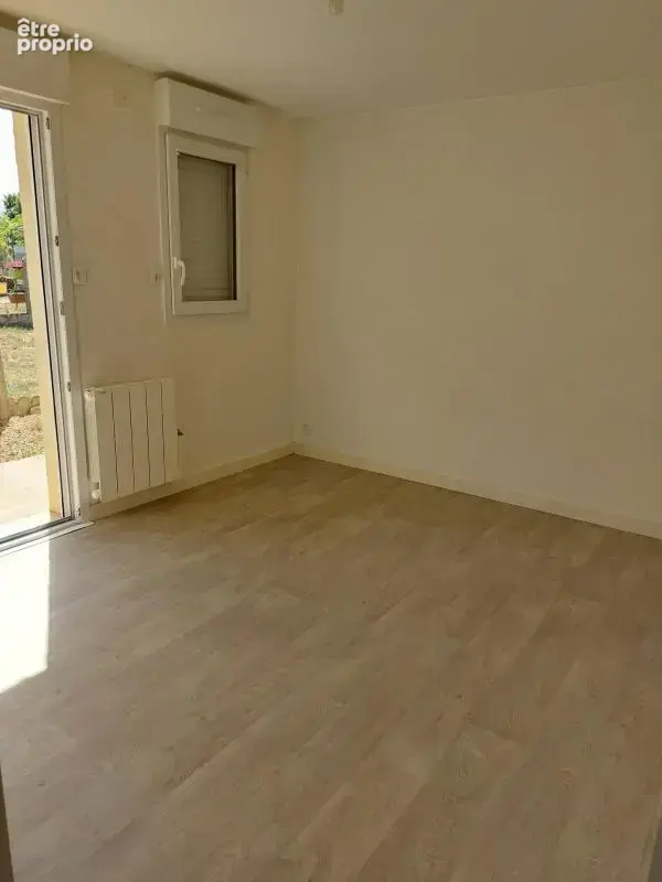 plain pied de 2 chambres et 1 bureau - photo 6