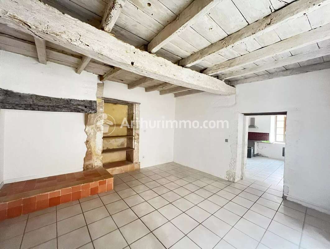 Maison de bourg 4 pièces - photo 3