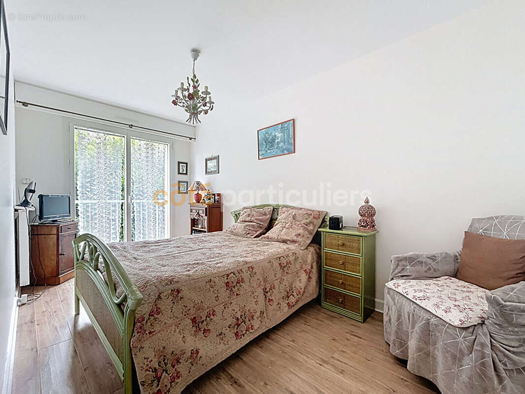 Appartement à SAINT-MAUR-DES-FOSSES