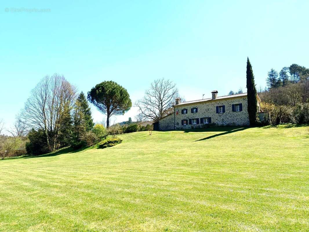 Photo 2 - Maison à JAUJAC