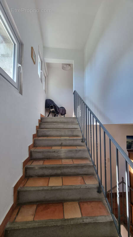 Maison à VILLENEUVE-DE-BERG