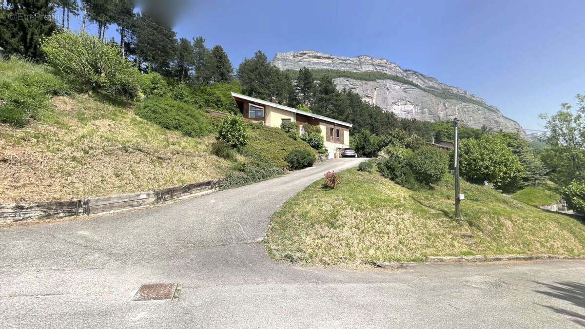 Maison à CORENC