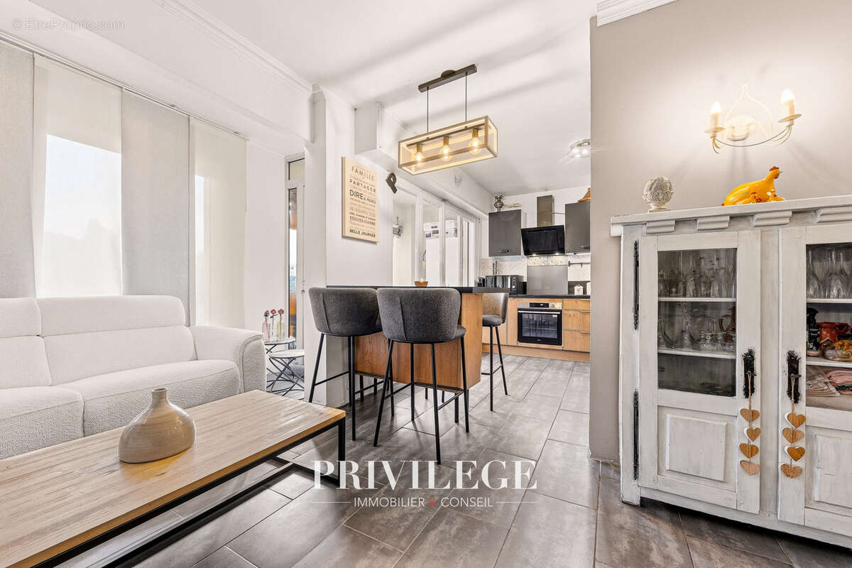 Appartement à LE CANNET