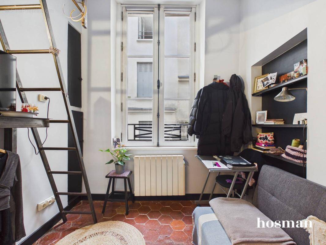 Appartement à PARIS-2E