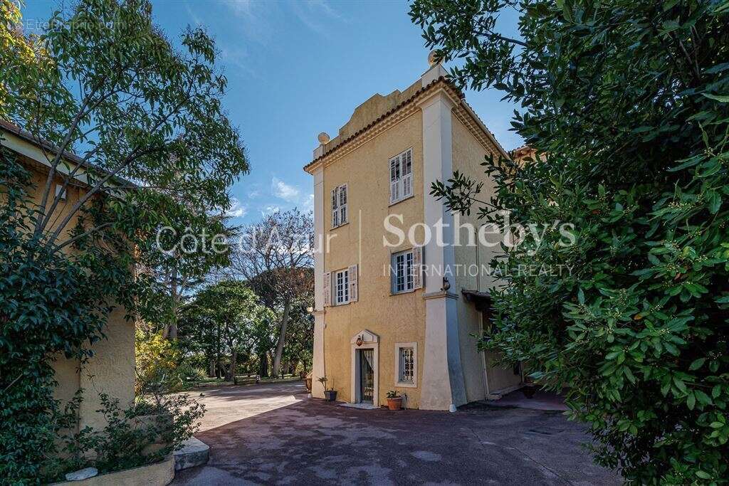Domaine historique avec vue mer panoramique à Nice Fabron - photo 4