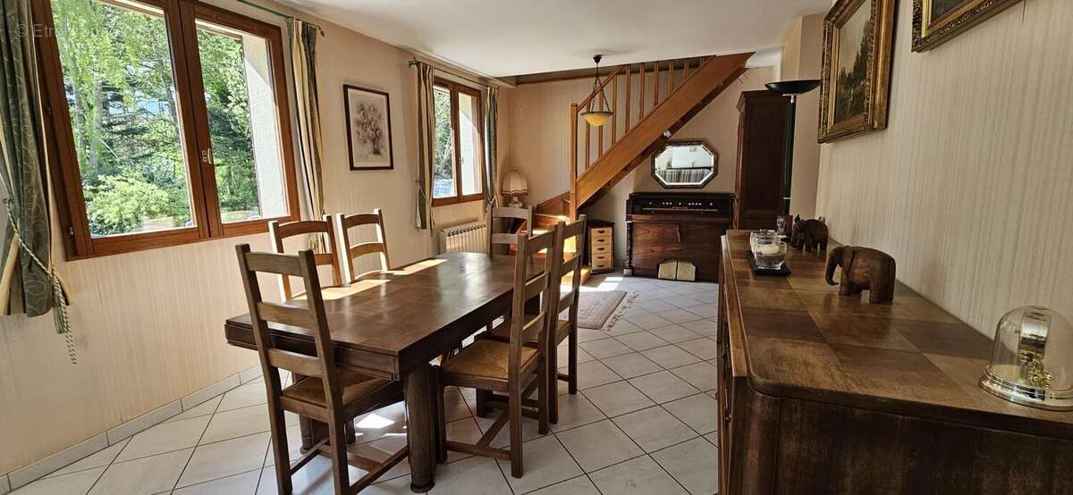 Maison à LA FERTE-ALAIS