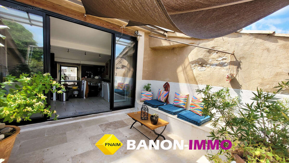 Maison à REVEST-DU-BION