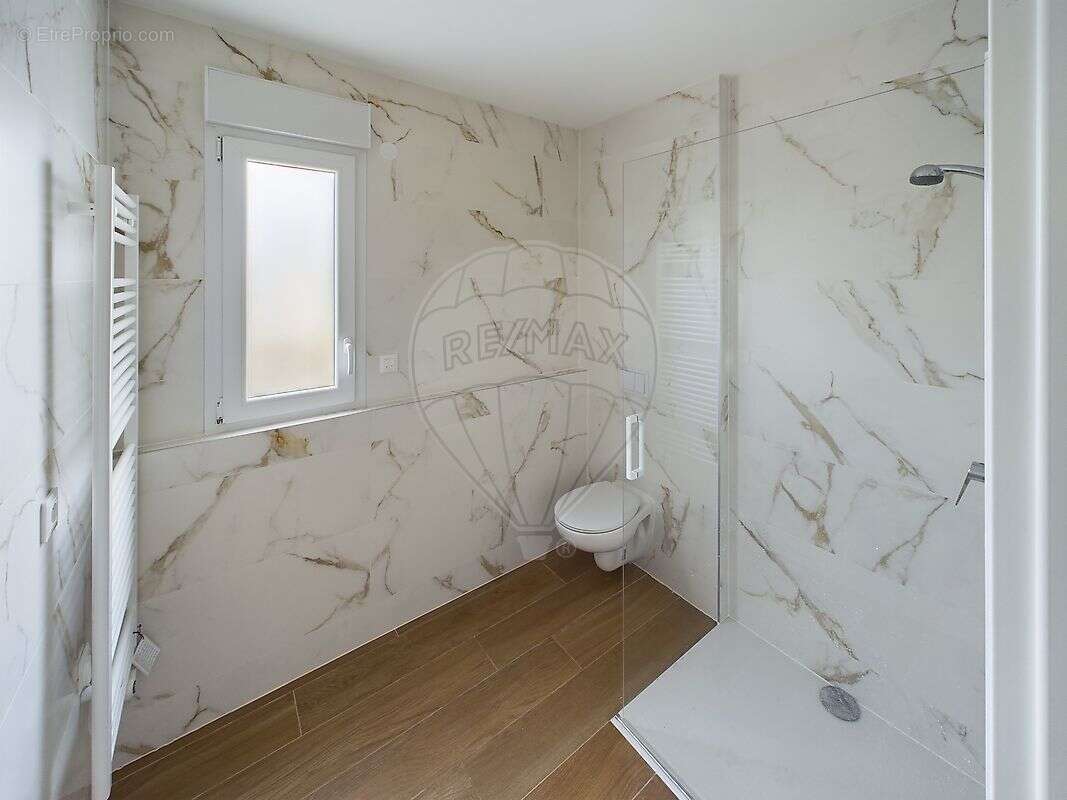 Appartement à AUDUN-LE-TICHE