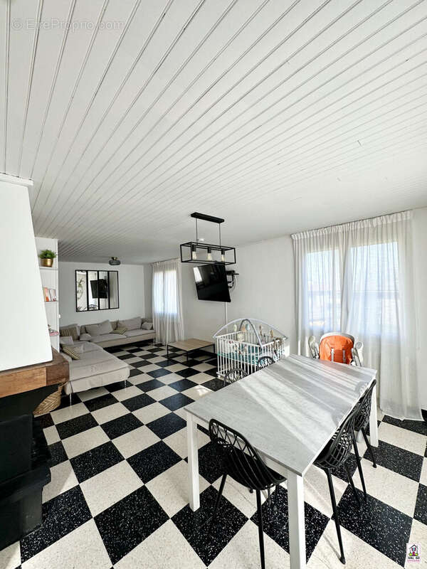 Maison à SACY-LE-GRAND