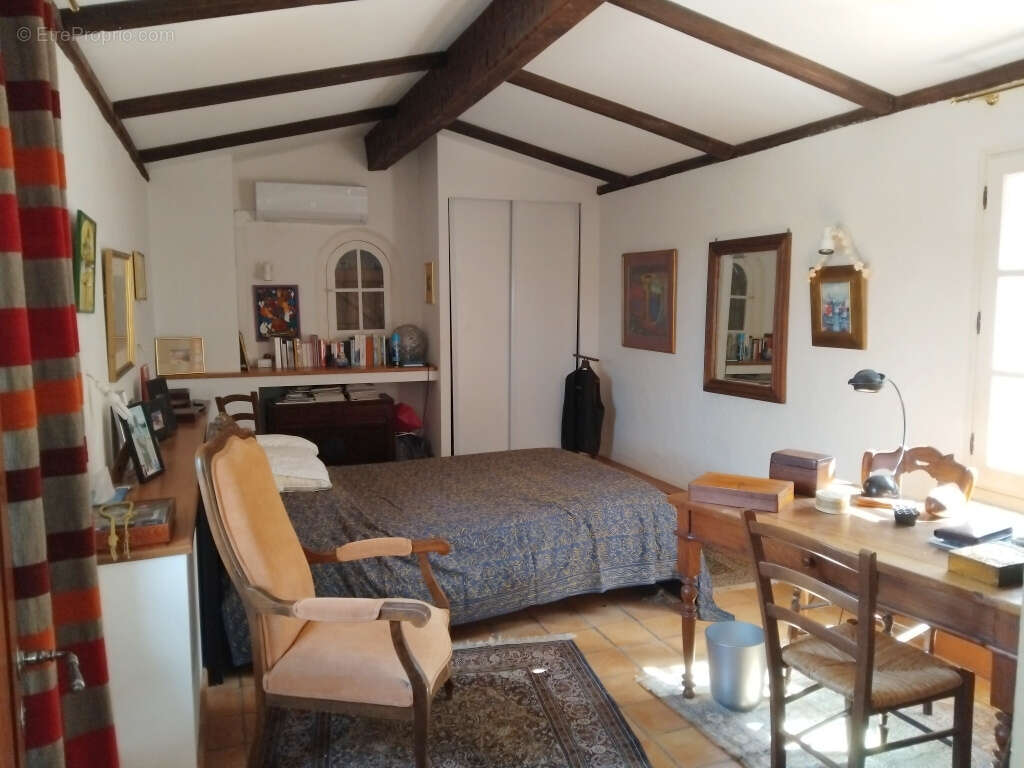 Maison à HYERES