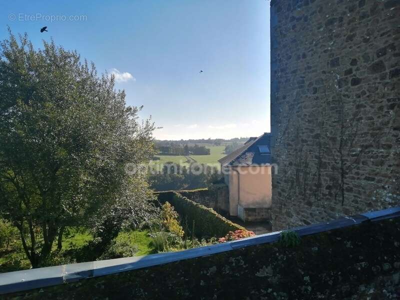 Maison à BECHEREL