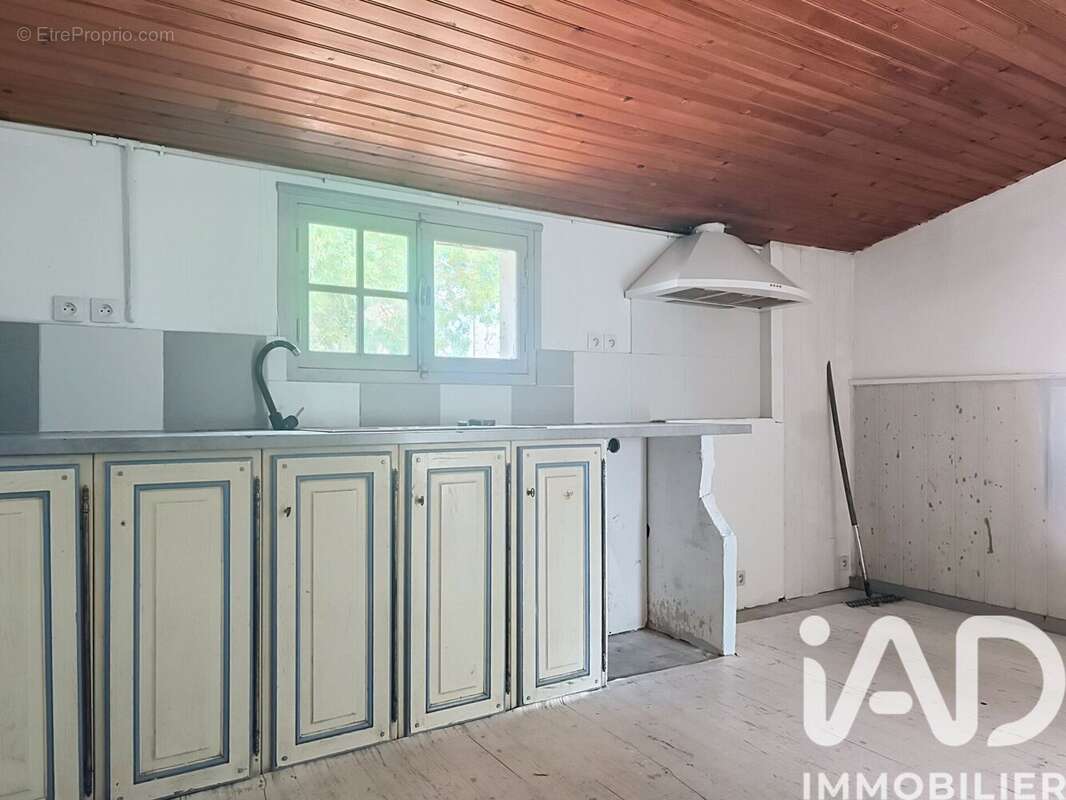 Maison 125 m² à Doeuil-Sur-Le-Mignon  - photo 7