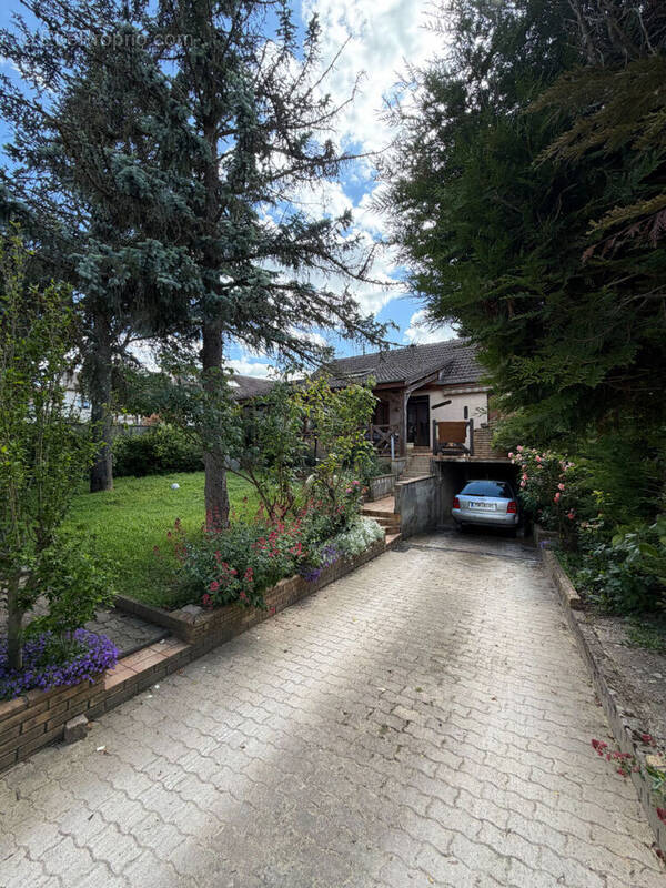 Maison à BOURAY-SUR-JUINE
