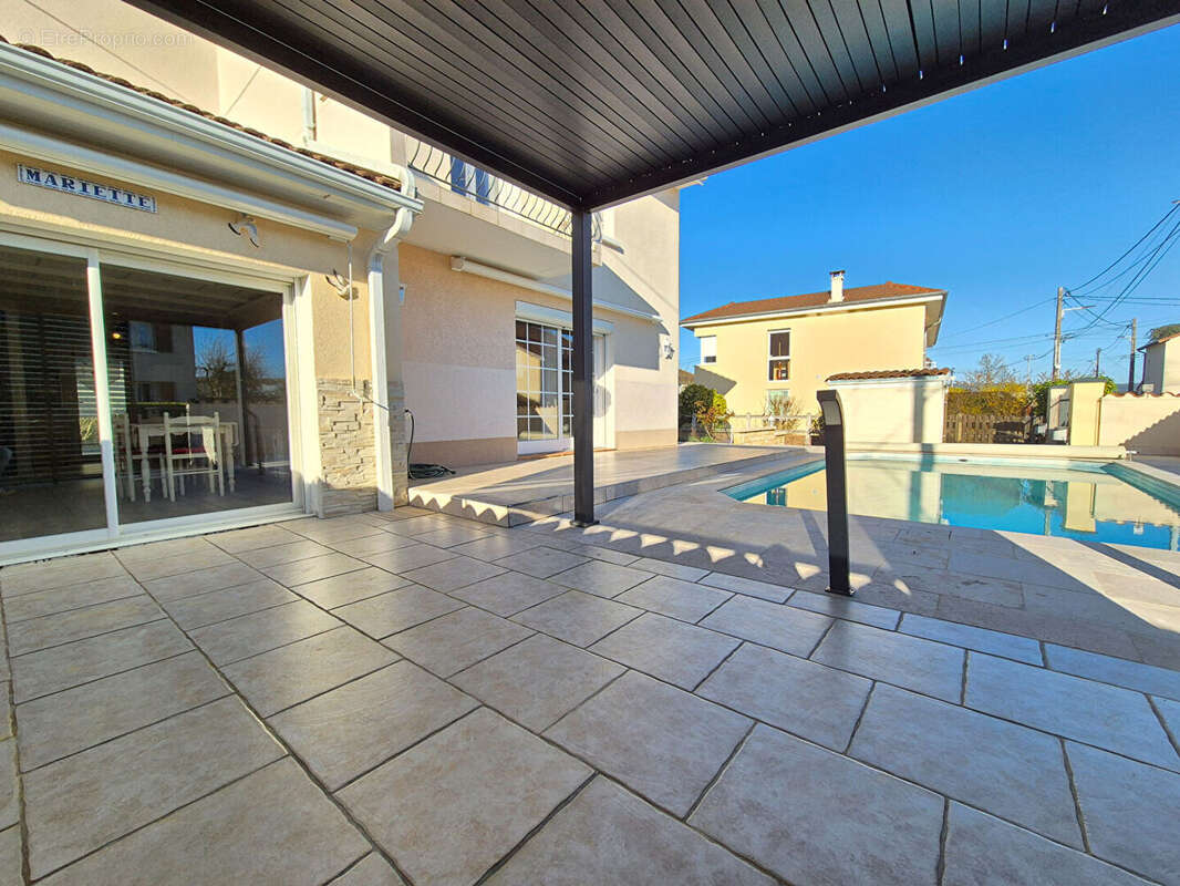 Maison à BOURG-EN-BRESSE