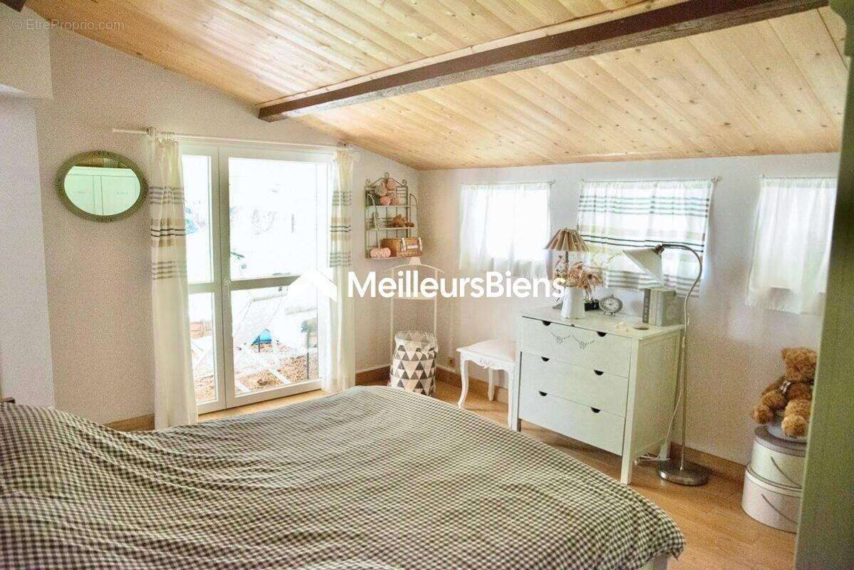 Maison à L&#039;ABERGEMENT-CLEMENCIAT