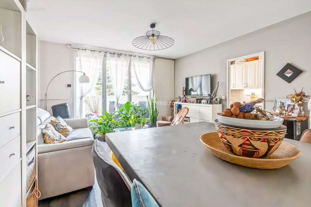 Appartement à THORIGNY-SUR-MARNE