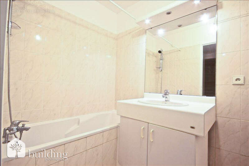 Appartement à LEVALLOIS-PERRET