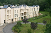Appartement à POIGNY-LA-FORET