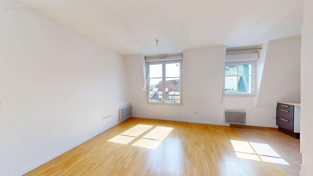 Appartement à LE PLESSIS-ROBINSON