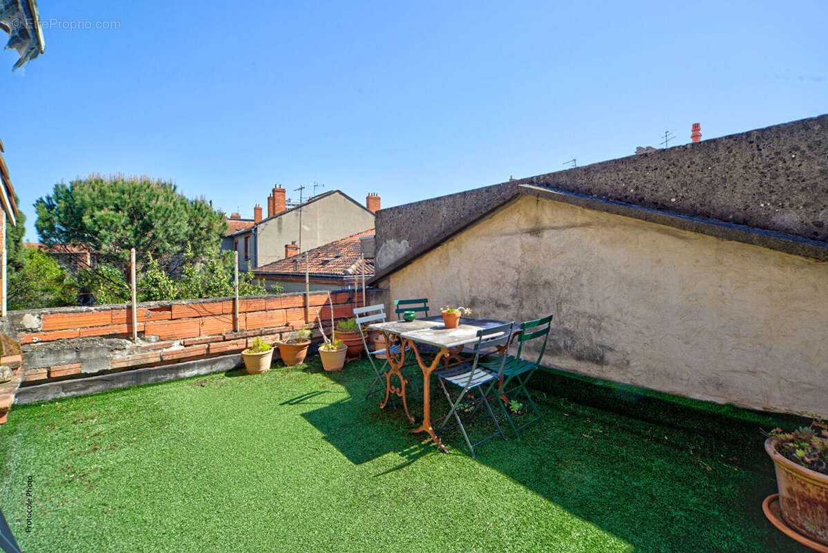 Maison aux Chalets T6 de 143 m2 avec garage studio indépendant et terrasses - photo 13