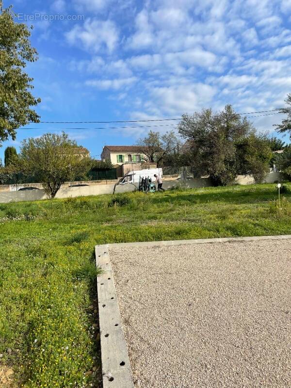 Terrain à AUBAGNE
