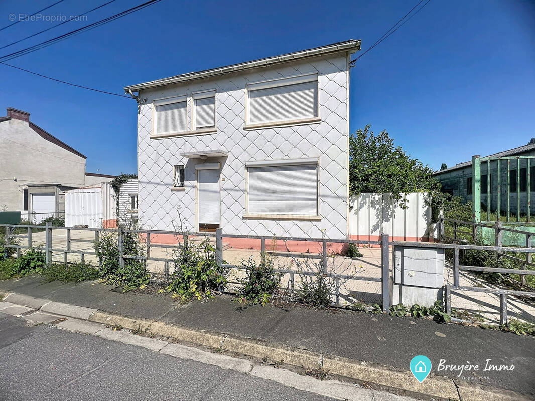 Maison à SAINT-REMY-DU-NORD