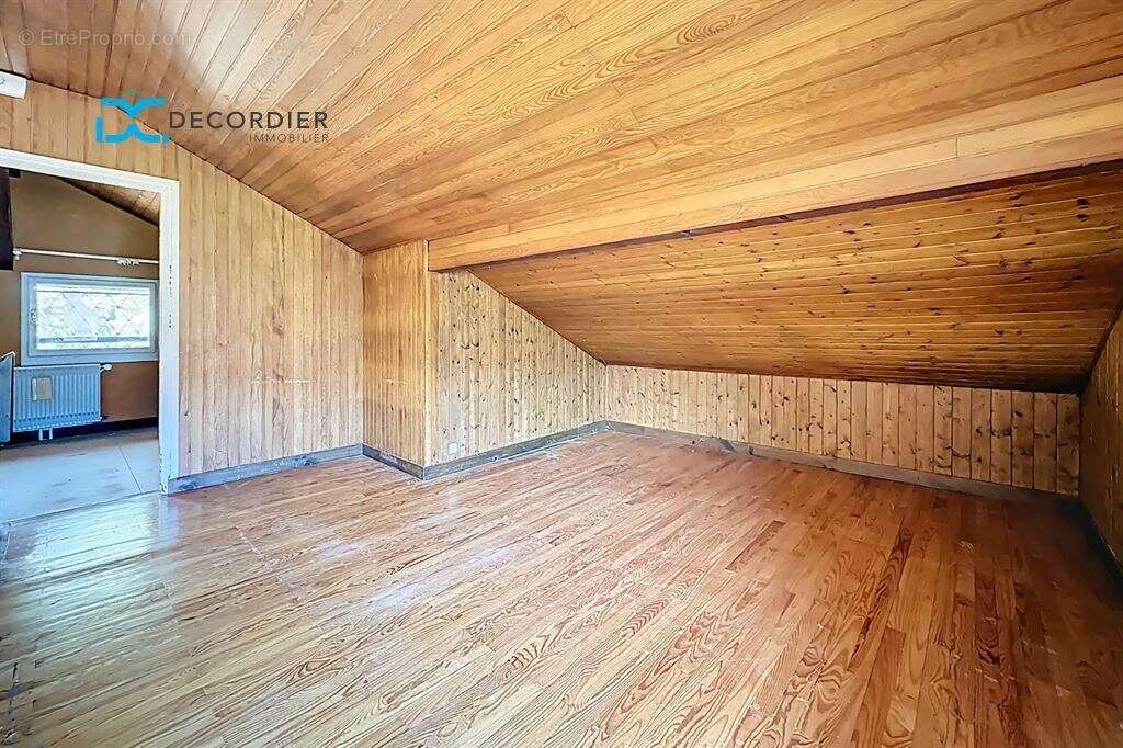 Lyaud - propriete 18 689 m² et maison de 180m2 - photo 18