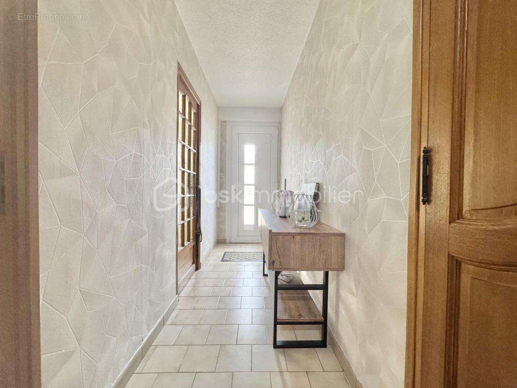Maison familiale R+1 avec garage à Sérignan – 88 m² sur 194 m² de terrain - photo 6
