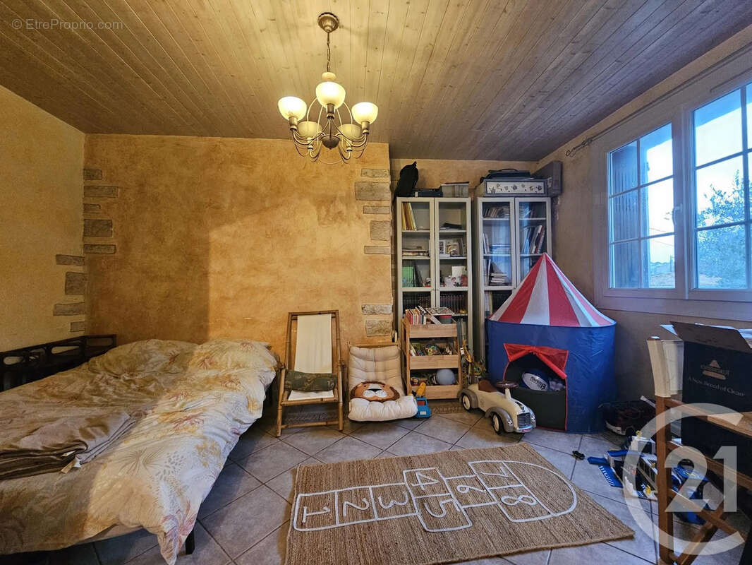 Maison à SIX-FOURS-LES-PLAGES