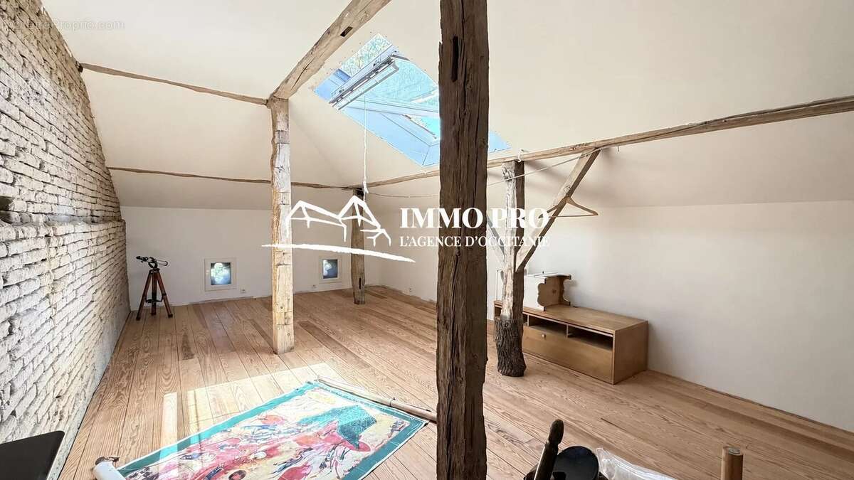 Vue Pyrénées - Maison de campagne, dépendances & 5 hectares - photo 10