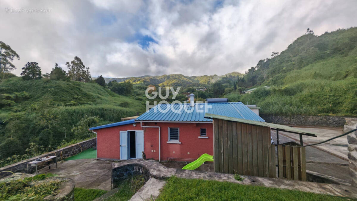 Maison à LES AVIRONS