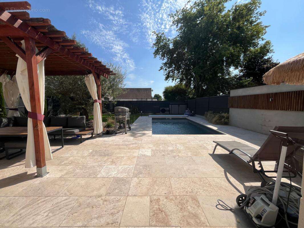 Maison à SAINT-DENIS-EN-VAL