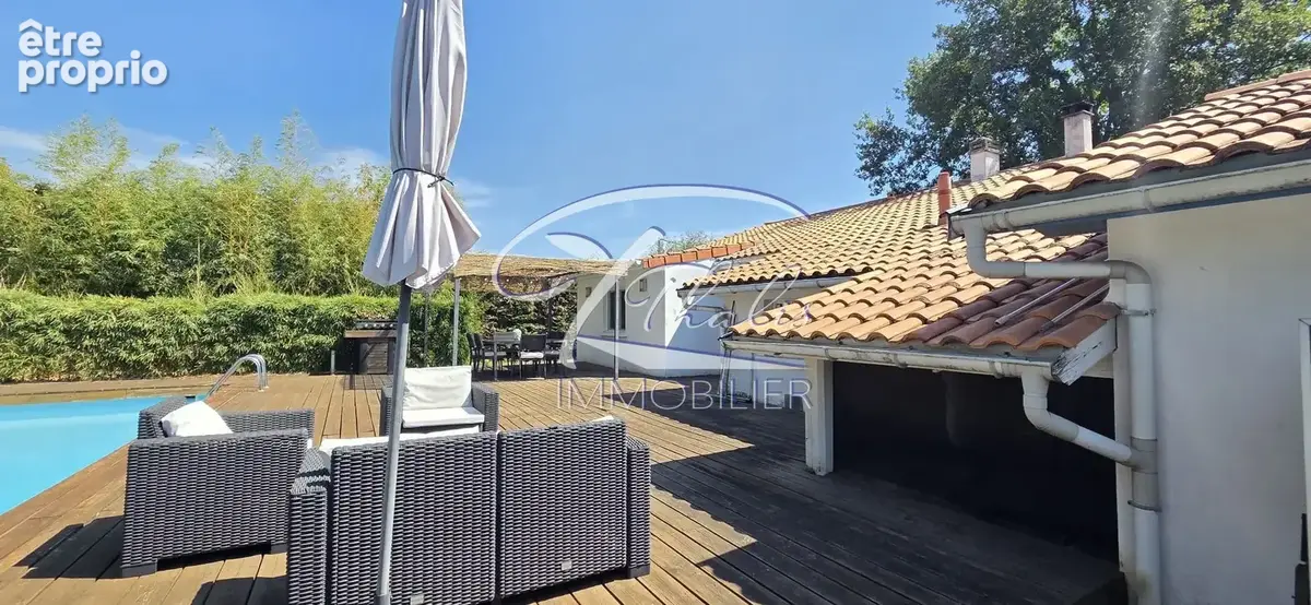 Maison 5 pièces 141 m² à vendre à La Lande-De-Fronsac (33240) - photo 2