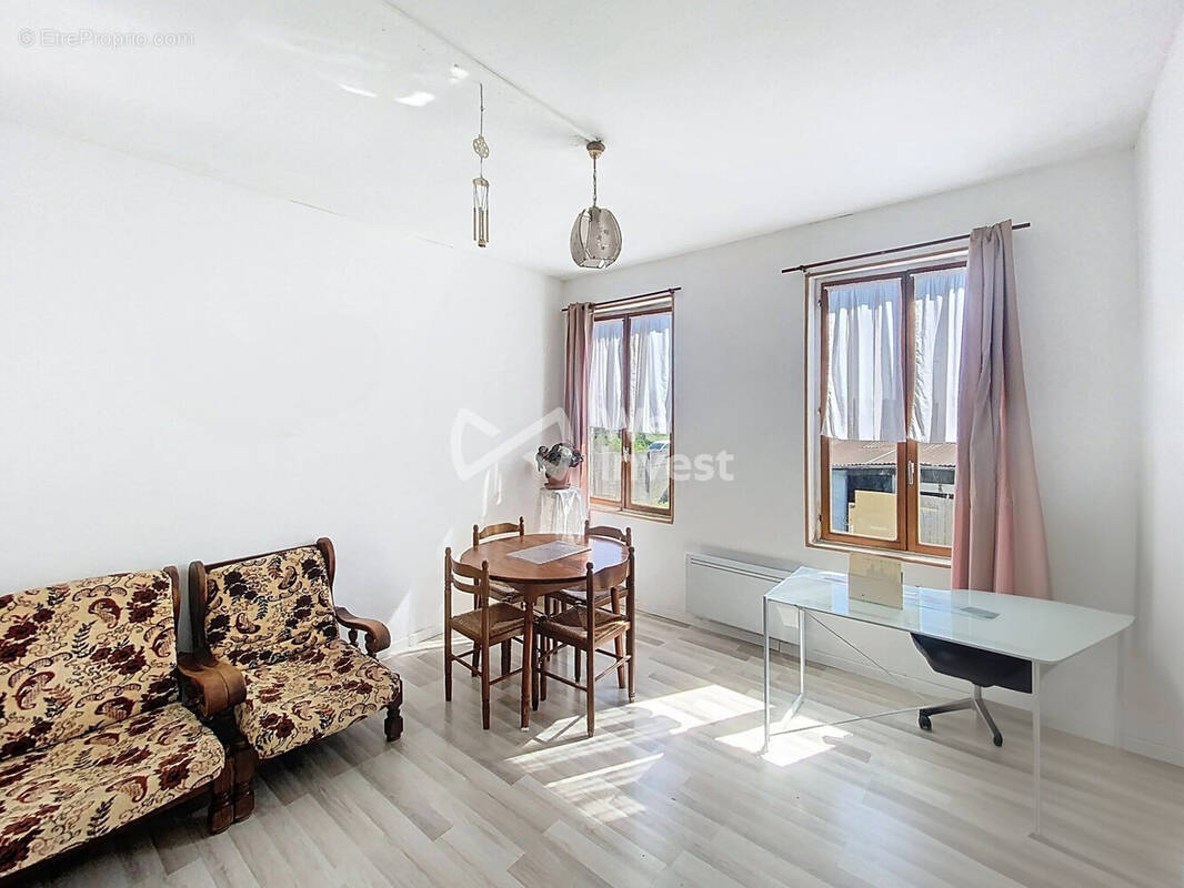 Appartement à ROZOY-SUR-SERRE