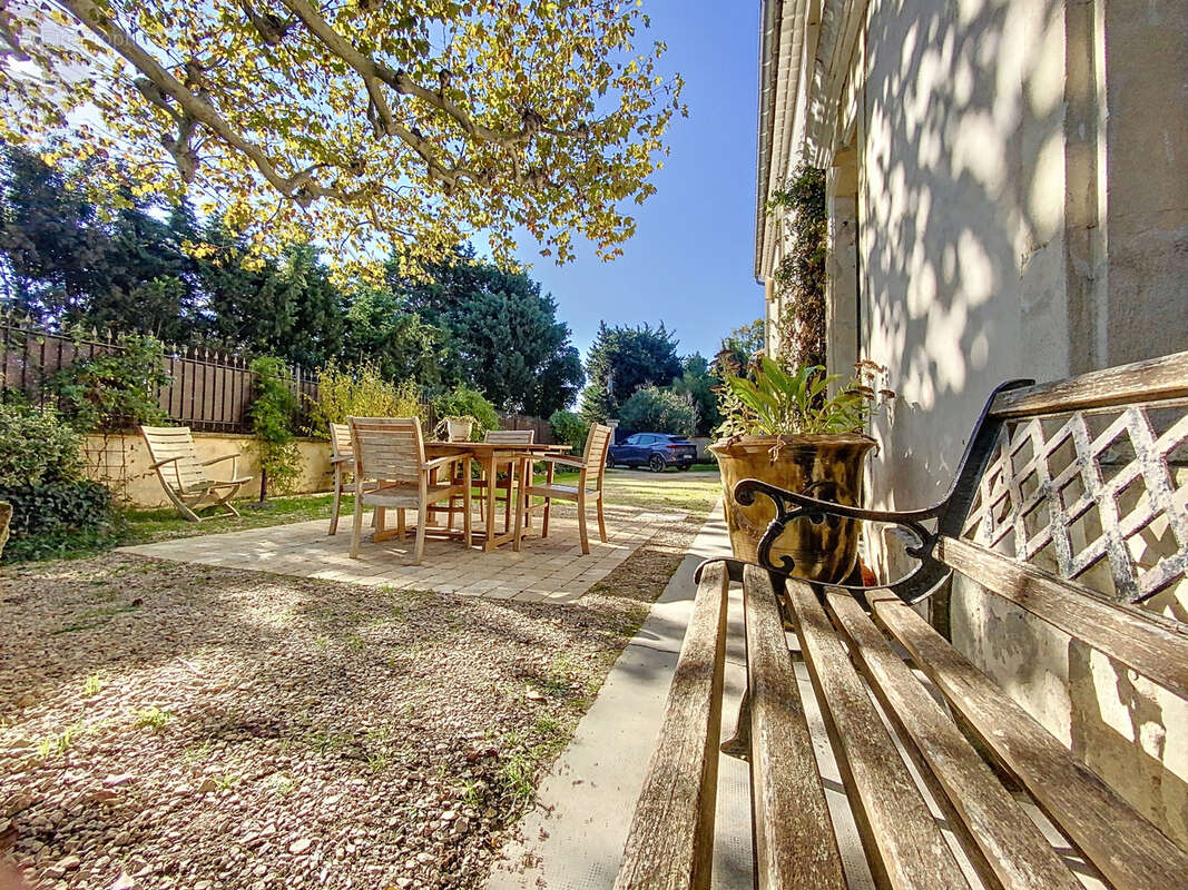 Maison à CHATEAURENARD