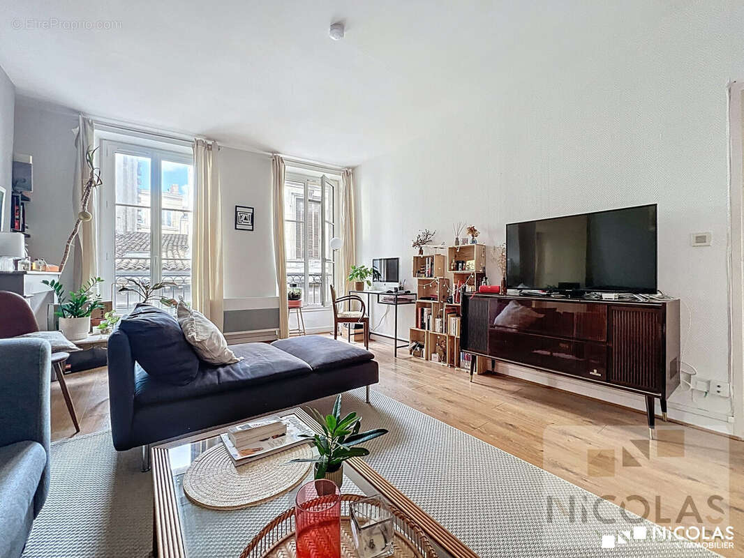 Appartement à BORDEAUX