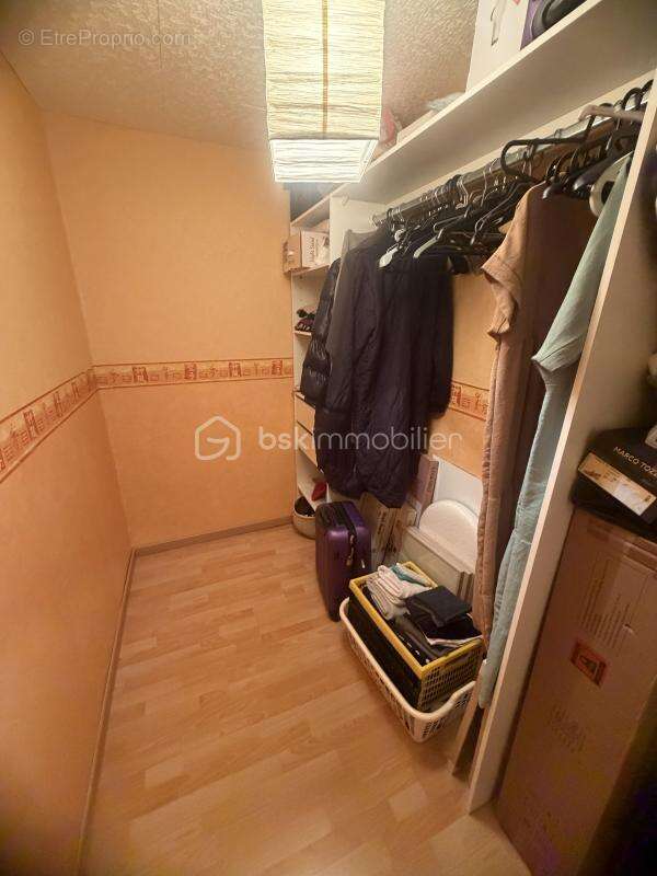 Jolie maison d'habitation dans endroit calme - photo 12