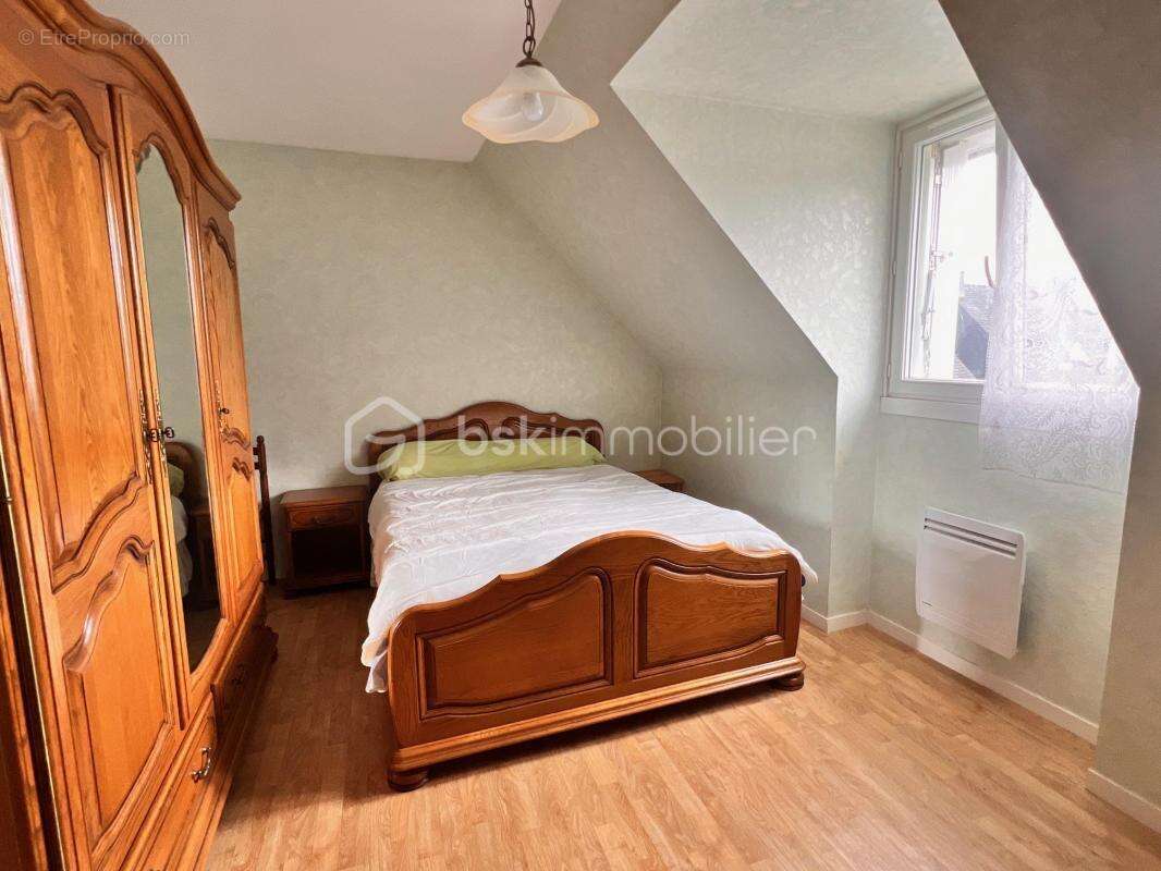 Maison familiale 4 chambres – 118 m² habitables – Sous-sol complet de 87 m² – En impasse, au calme - photo 8