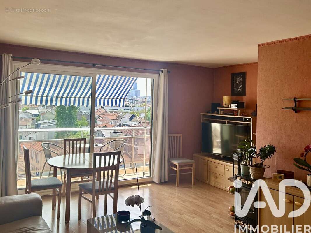 Photo 7 - Appartement à COLOMBES