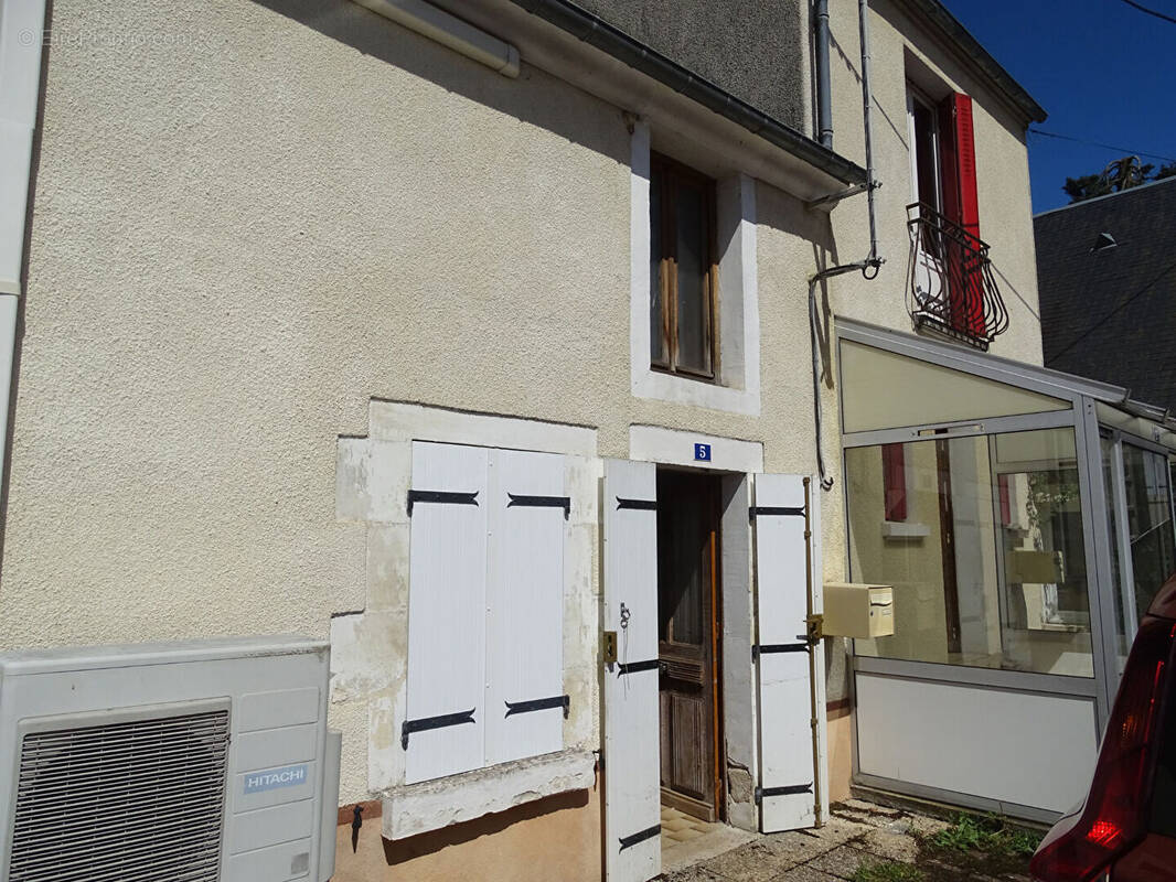 Maison à CHATEAUNEUF-SUR-CHER