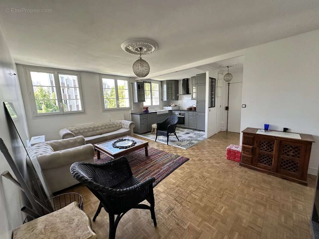 Appartement à COLOMBES