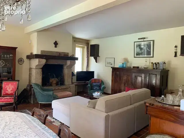 Maison 7 pièces 207 m² à vendre à Pontivy (56300) - photo 2
