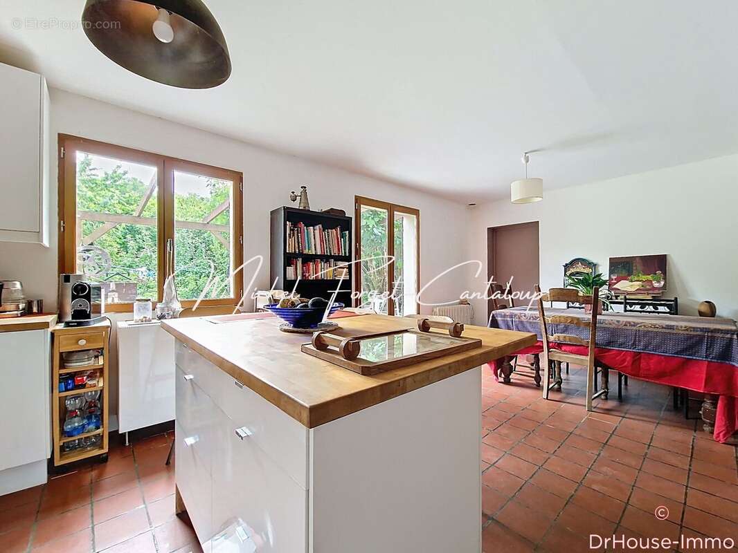 Maison 130 m² à Jouy-Le-Moutier  - photo 42
