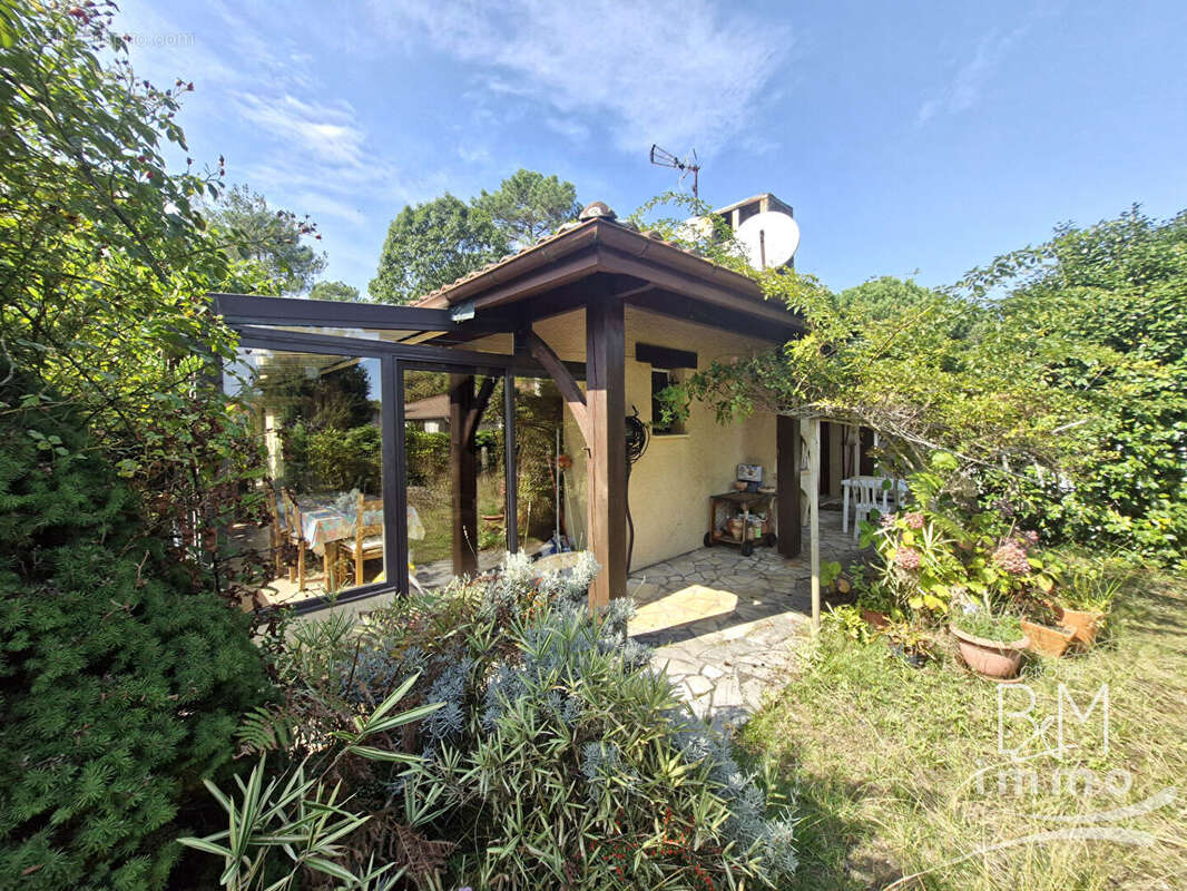 Maison à VIELLE-SAINT-GIRONS